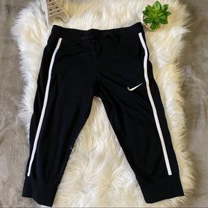 Nike Girls slim fit joggers sz M